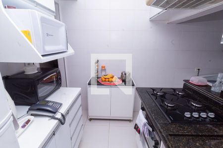 Apartamento à venda com 48m², 2 quartos e 1 vagaCozinha e Área de Serviço