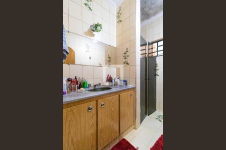 Casa à venda com 236m², 3 quartos e 4 vagas Casa à venda com 236m², 3 quartos e 4 vagasBanheiro 01