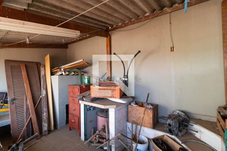 Casa à venda com 236m², 3 quartos e 4 vagas Casa à venda com 236m², 3 quartos e 4 vagasOficina