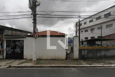 Casa para alugar com 60m², 1 quarto e 1 vagaFachada