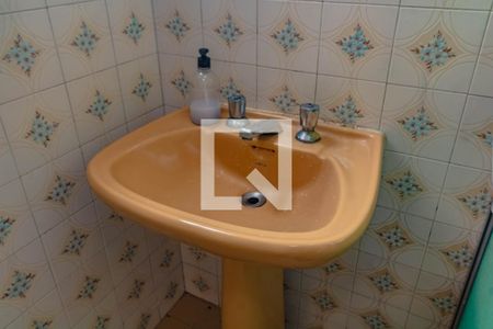 Casa à venda com 204m², 4 quartos e 3 vagasBanheiro