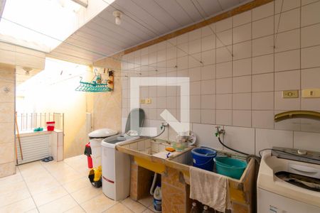 Casa à venda com 309m², 5 quartos e 3 vagasCasa 2 - Área de Serviço