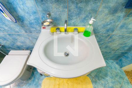 Casa à venda com 309m², 5 quartos e 3 vagasCasa 2 - Banheiro 2