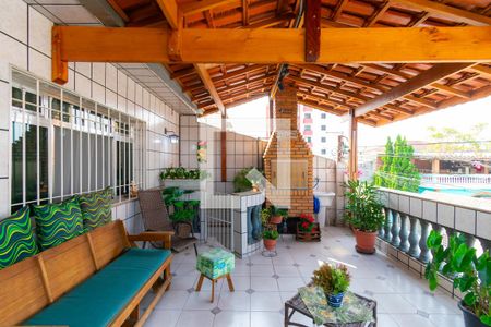 Casa à venda com 309m², 5 quartos e 3 vagasCasa 2 - Varanda da Sala