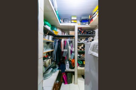 Casa à venda com 309m², 5 quartos e 3 vagasDespensa