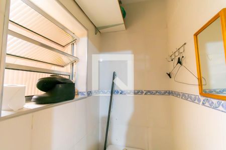 Casa à venda com 309m², 5 quartos e 3 vagasLavabo de serviço