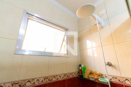 Casa à venda com 309m², 5 quartos e 3 vagasCasa 2 - Banheiro da Suíte