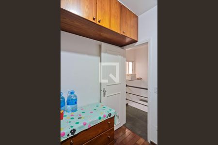 Casa à venda com 420m², 5 quartos e 4 vagasÁrea de Serviço