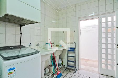 Casa à venda com 420m², 5 quartos e 4 vagasÁrea de Serviço