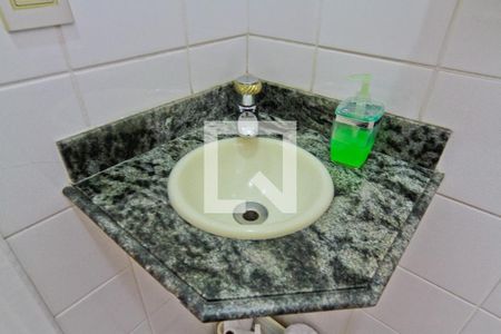 Casa à venda com 420m², 5 quartos e 4 vagasLavabo 2