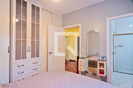 Casa à venda com 420m², 5 quartos e 4 vagasSuíte 1