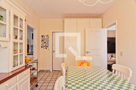 Casa à venda com 420m², 5 quartos e 4 vagasCopa