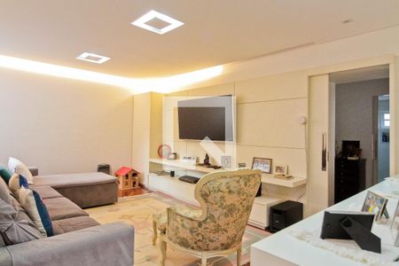 Casa à venda com 420m², 5 quartos e 4 vagasSala