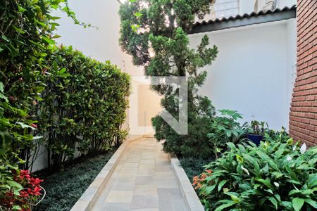 Casa à venda com 420m², 5 quartos e 4 vagasÁrea externa