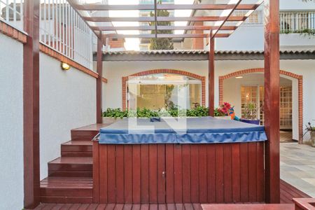 Casa à venda com 420m², 5 quartos e 4 vagasÁrea externa