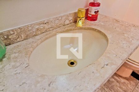 Casa à venda com 420m², 5 quartos e 4 vagasLavabo