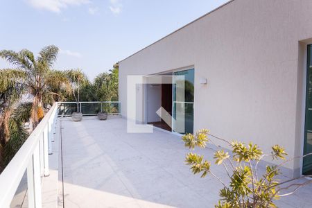 Casa de condomínio à venda com 524m², 4 quartos e 4 vagas Casa de condomínio à venda com 524m², 4 quartos e 4 vagasvaranda suite master