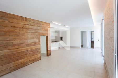 Casa de condomínio à venda com 524m², 4 quartos e 4 vagas Casa de condomínio à venda com 524m², 4 quartos e 4 vagasChurrasqueira