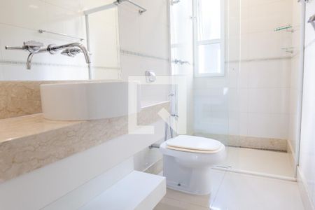 Casa de condomínio à venda com 524m², 4 quartos e 4 vagas Casa de condomínio à venda com 524m², 4 quartos e 4 vagasbanheiro suite 1