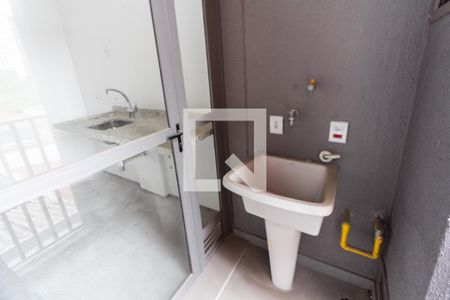 Apartamento à venda com 74m², 2 quartos e 1 vagaÁrea de Serviço