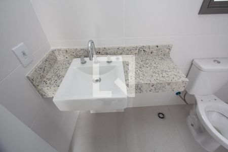 Apartamento à venda com 74m², 2 quartos e 1 vagaBanheiro da Suíte