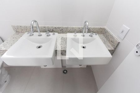 Apartamento à venda com 74m², 2 quartos e 1 vagaBanheiro