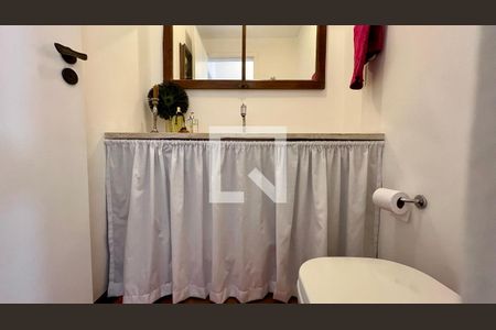 Apartamento para alugar com 120m², 2 quartos e 2 vagasLavabo