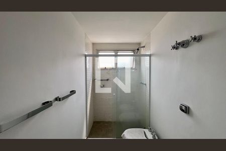 Apartamento para alugar com 120m², 2 quartos e 2 vagasBanheiro da Suíte 1