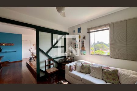 Apartamento para alugar com 120m², 2 quartos e 2 vagasSala de TV