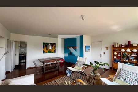 Sala  de apartamento para alugar com 2 quartos, 120m² em Vila Madalena, São Paulo