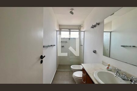 Apartamento para alugar com 120m², 2 quartos e 2 vagasBanheiro da Suíte 2