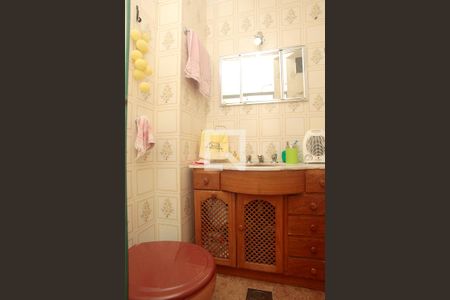 Banheiro de apartamento para alugar com 1 quarto, 60m² em Auxiliadora, Porto Alegre