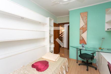 Casa à venda com 255m², 3 quartos e 3 vagas Casa à venda com 255m², 3 quartos e 3 vagasQuarto 1