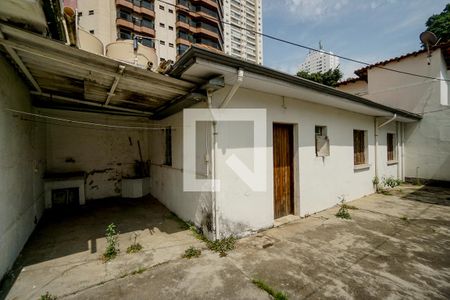 Casa à venda com 450m², 4 quartos e 2 vagas Casa à venda com 450m², 4 quartos e 2 vagasCasa 02