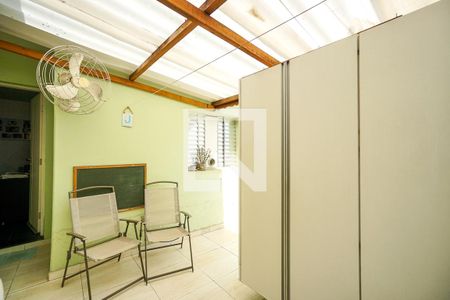 Casa à venda com 450m², 4 quartos e 2 vagas Casa à venda com 450m², 4 quartos e 2 vagasQuintal