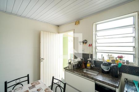 Casa à venda com 450m², 4 quartos e 2 vagas Casa à venda com 450m², 4 quartos e 2 vagasCozinha - Casa 2