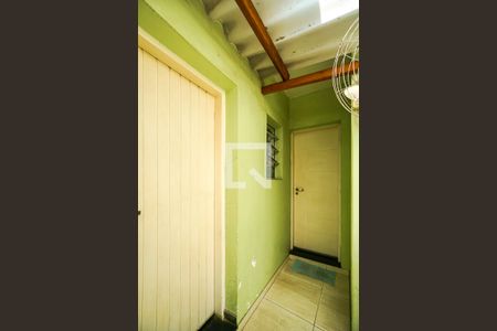 Casa à venda com 450m², 4 quartos e 2 vagas Casa à venda com 450m², 4 quartos e 2 vagasEntrada