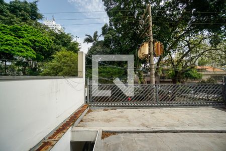 Casa à venda com 450m², 4 quartos e 2 vagas Casa à venda com 450m², 4 quartos e 2 vagasVista do quarto 01