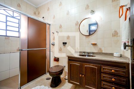 Casa à venda com 450m², 4 quartos e 2 vagas Casa à venda com 450m², 4 quartos e 2 vagasBanheiro da suíte