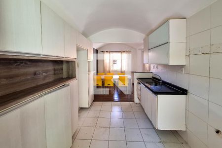 Casa de condomínio à venda com 96m², 3 quartos e 2 vagasCozinha