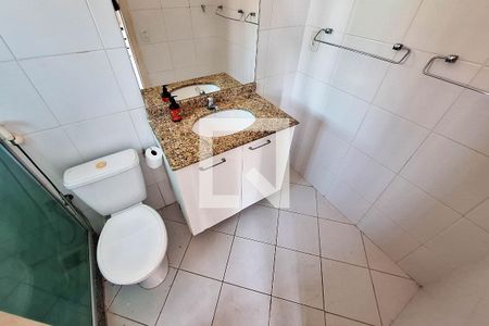 Casa de condomínio à venda com 96m², 3 quartos e 2 vagasBanheiro da Suíte