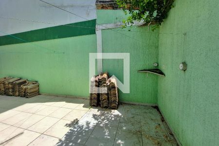 Casa de condomínio à venda com 96m², 3 quartos e 2 vagasÁrea de Serviço