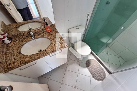 Casa de condomínio à venda com 96m², 3 quartos e 2 vagasBanheiro Social