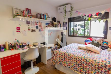 Apartamento à venda com 180m², 3 quartos e 2 vagas Apartamento à venda com 180m², 3 quartos e 2 vagasQuarto 2