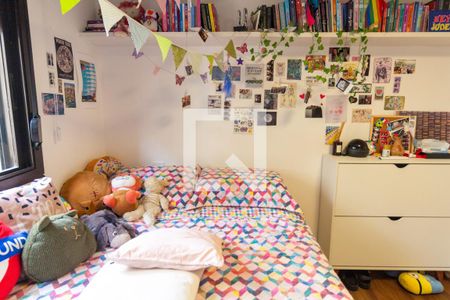 Apartamento à venda com 180m², 3 quartos e 2 vagas Apartamento à venda com 180m², 3 quartos e 2 vagasQuarto 2