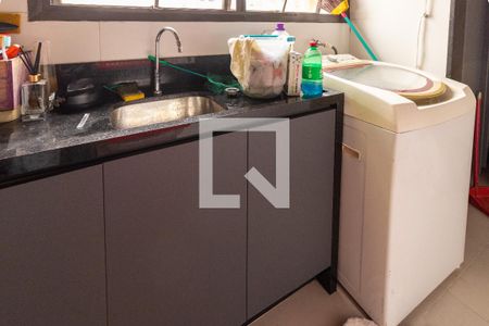 Apartamento à venda com 180m², 3 quartos e 2 vagas Apartamento à venda com 180m², 3 quartos e 2 vagasÁrea de Serviço