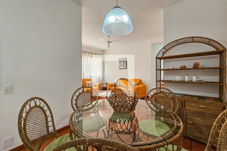 Sala de apartamento para alugar com 3 quartos, 98m² em Barra Funda, Guarujá