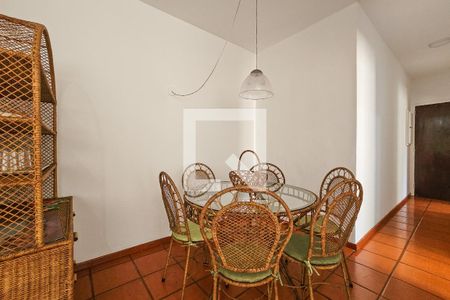 Sala de apartamento para alugar com 3 quartos, 98m² em Barra Funda, Guarujá