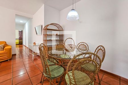 Sala de apartamento para alugar com 3 quartos, 98m² em Barra Funda, Guarujá