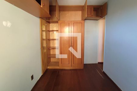 Quarto 2 de apartamento para alugar com 2 quartos, 49m² em Vila Orozimbo Maia, Campinas